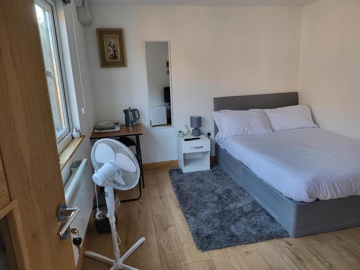 Midway Hotel Watford  Luaran gambar